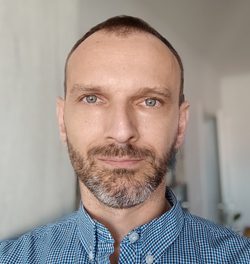 People 9 diplo profile 3